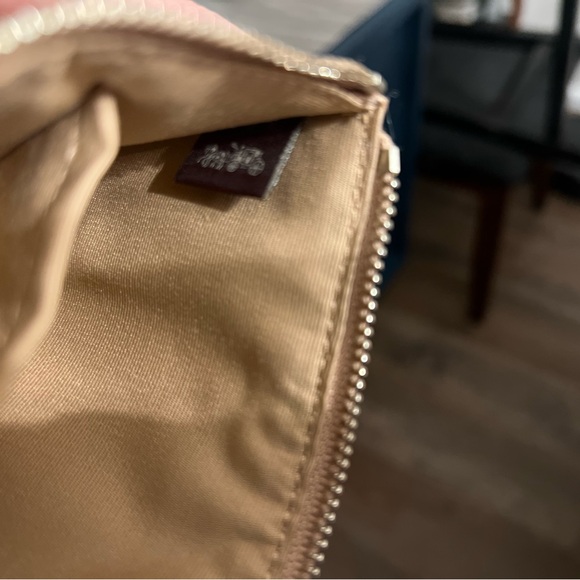 Coach Gold Star Glitter small Wristlet NWT - Picture 5 of 5